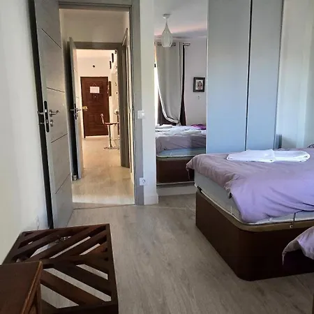 Near The Beach, With Pool Albufeira